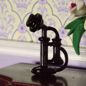 Teléfono Negro Antiguo Miniatura